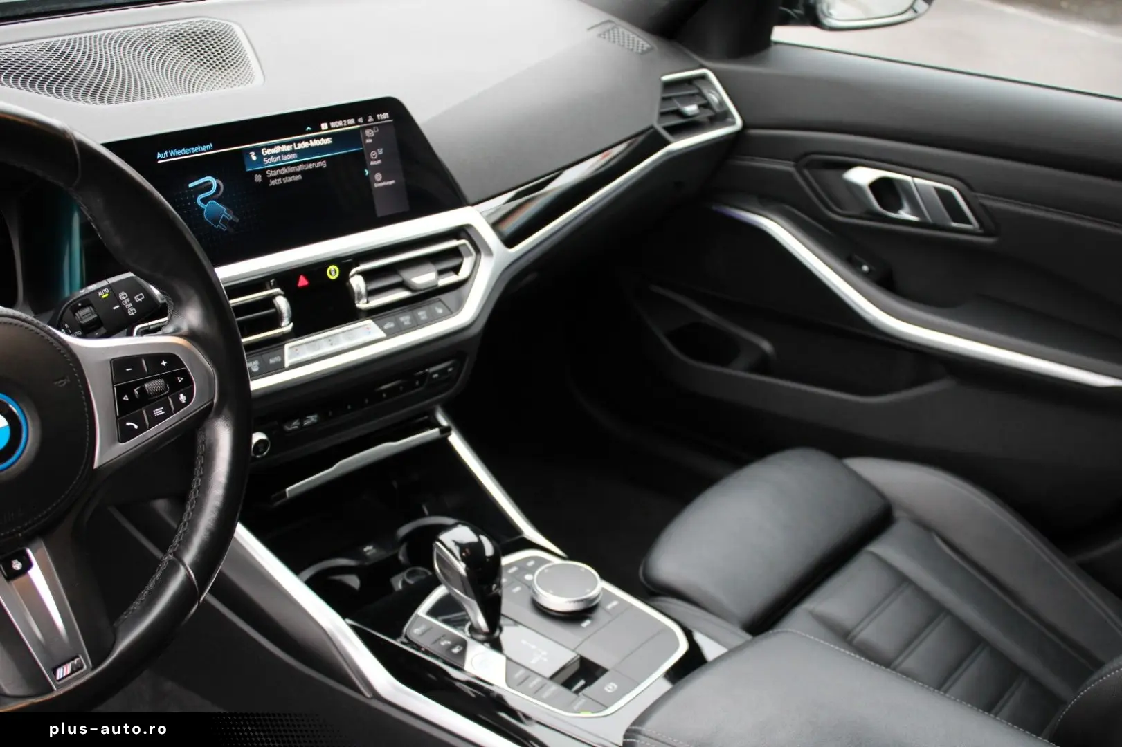 BMW 3 Touring 330 e Sport Line M P NAVI KAM 1 HAND