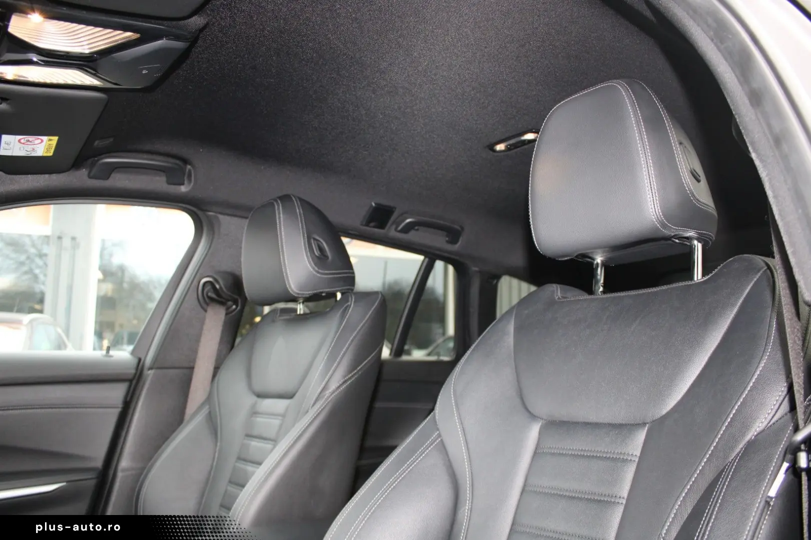 BMW 3 Touring 330 e Sport Line M P NAVI KAM 1 HAND