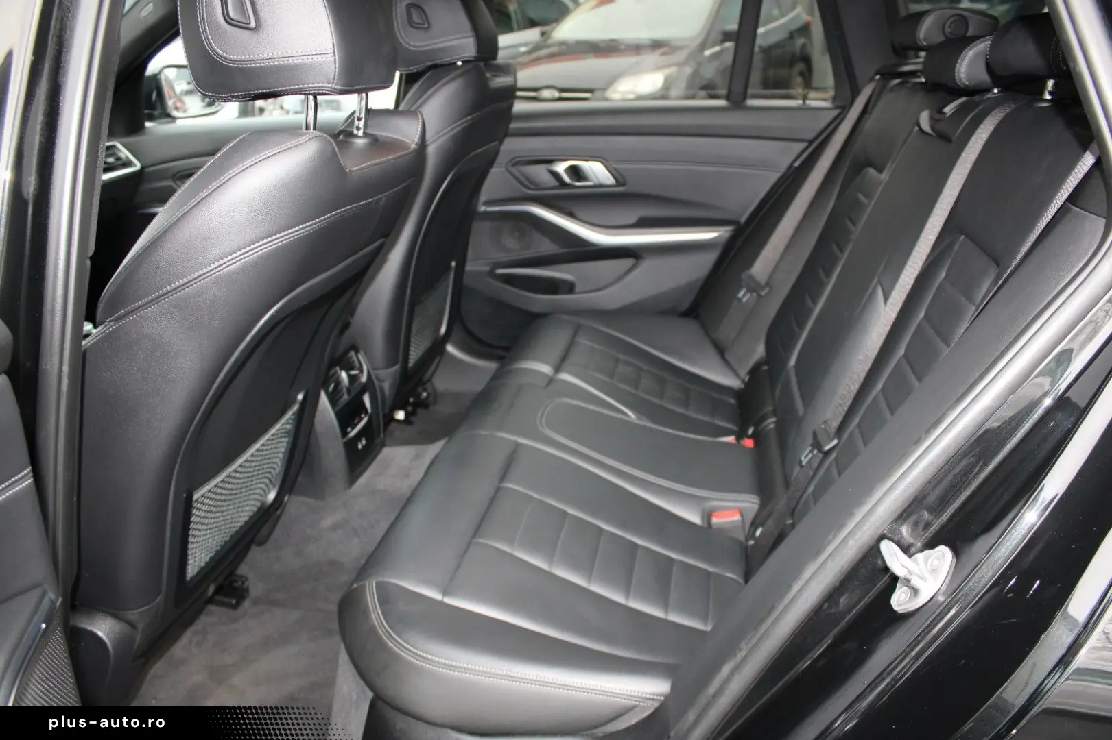 BMW 3 Touring 330 e Sport Line M P NAVI KAM 1 HAND