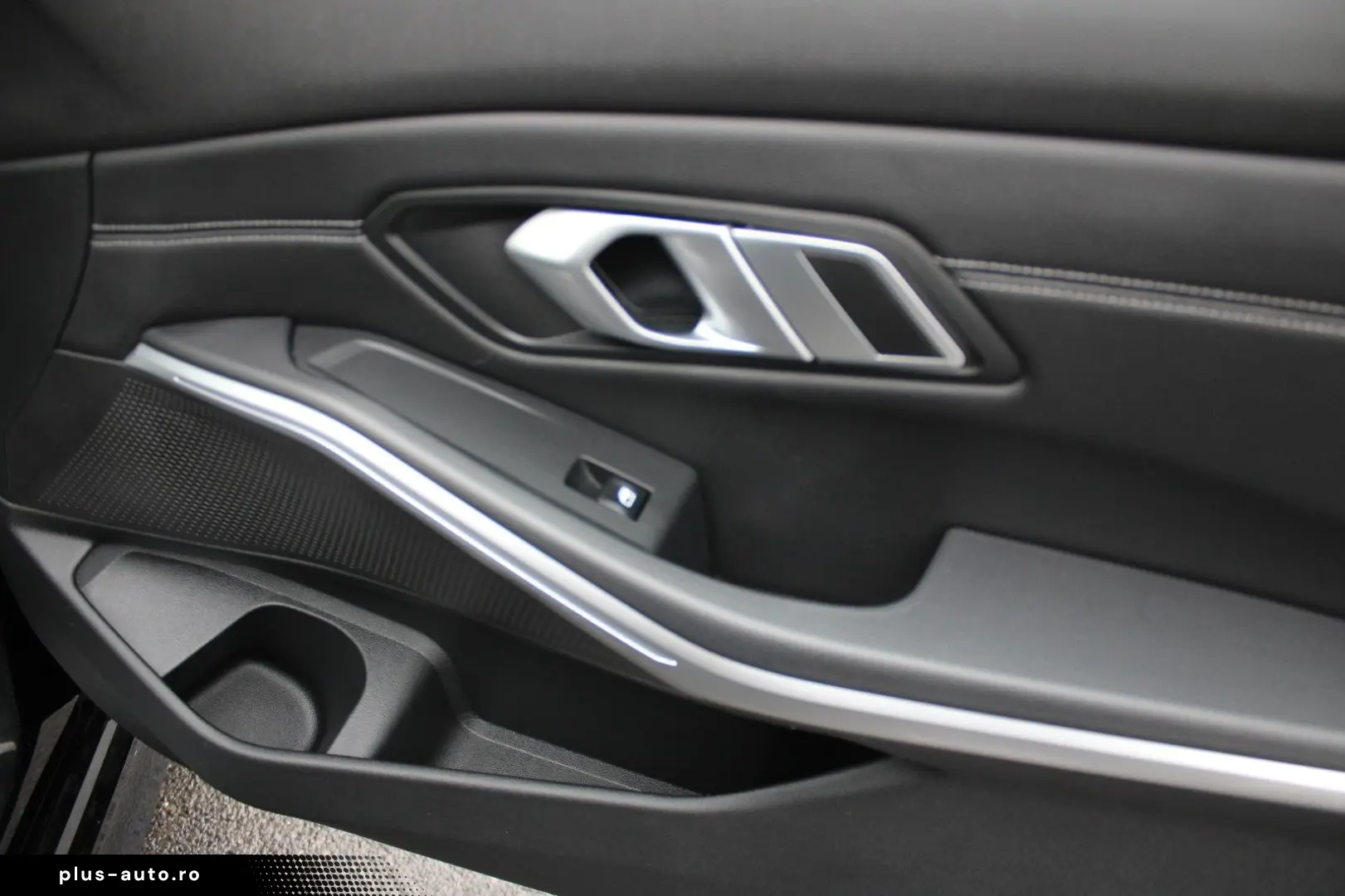 BMW 3 Touring 330 e Sport Line M P NAVI KAM 1 HAND