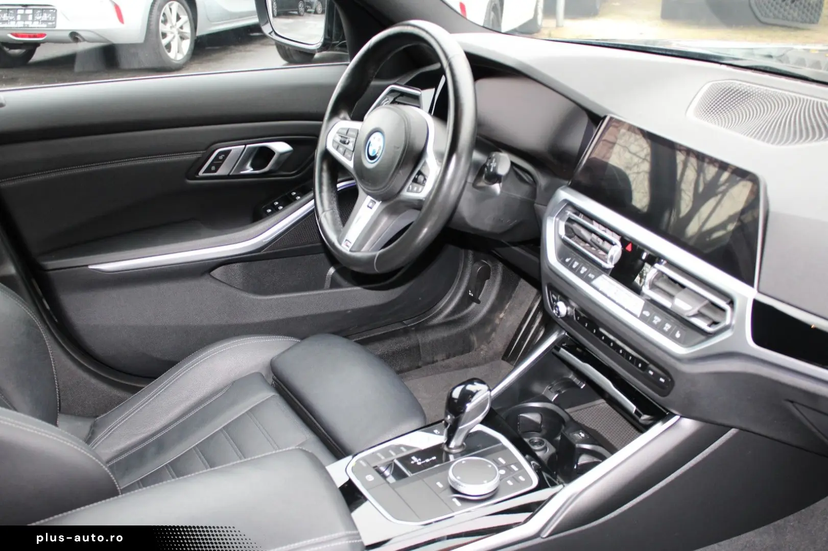 BMW 3 Touring 330 e Sport Line M P NAVI KAM 1 HAND