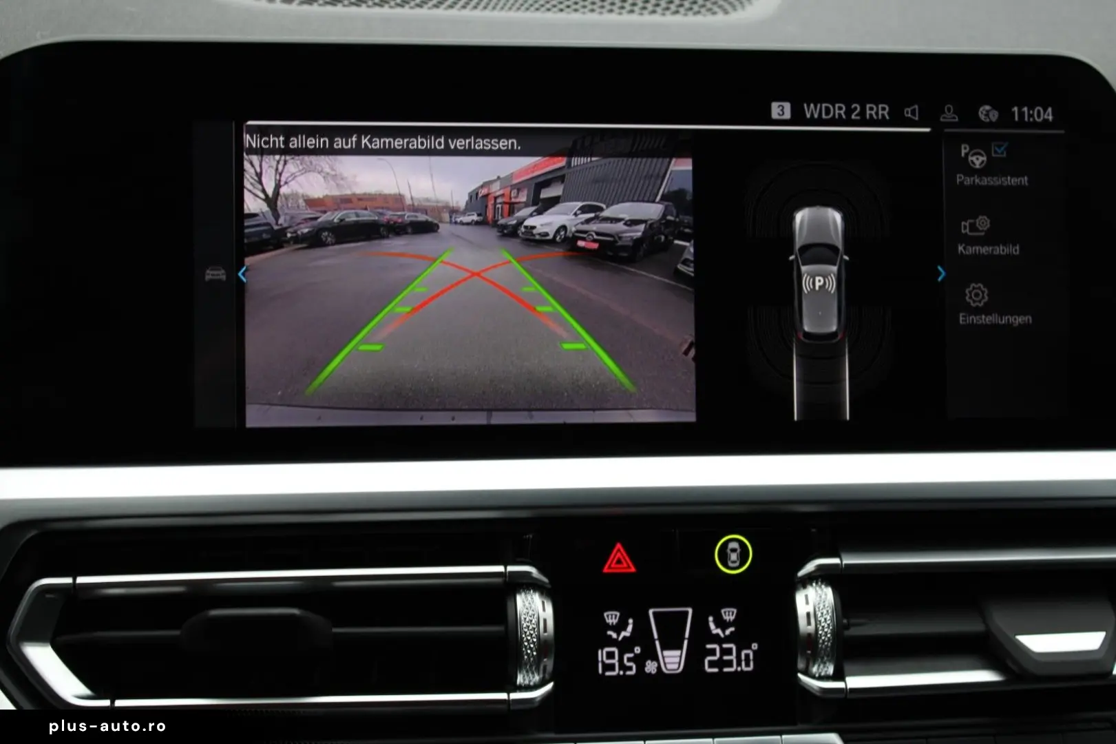 BMW 3 Touring 330 e Sport Line M P NAVI KAM 1 HAND