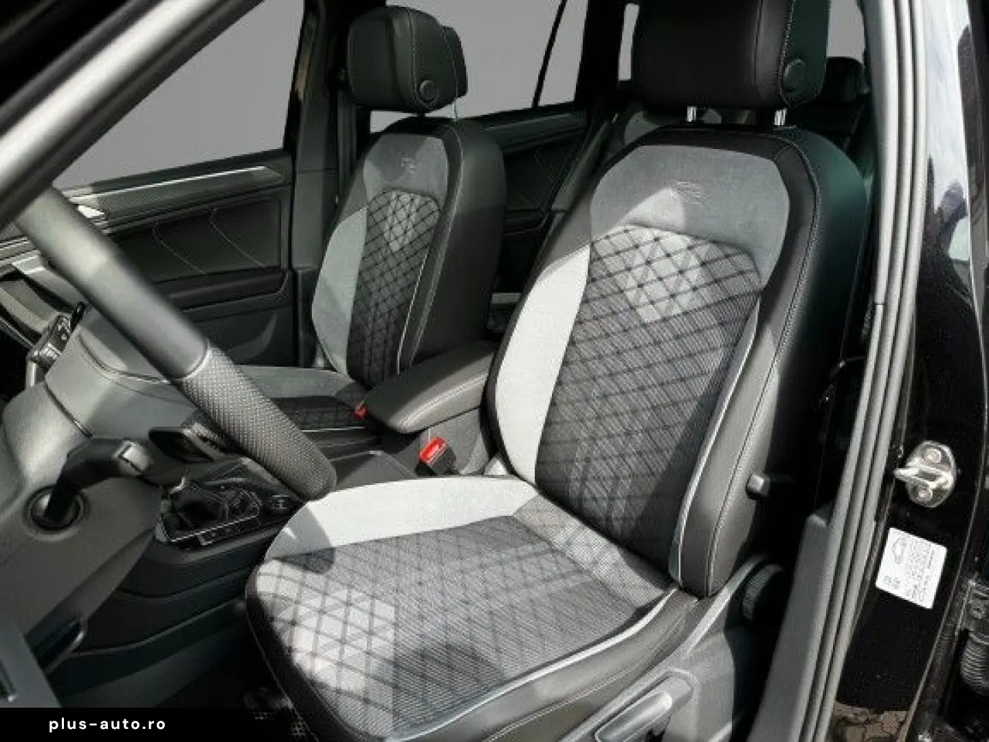 VW Tiguan 2.0 TSI R-Line 4Mot. #AHK #Matrix #Kamera