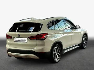 BMW X1 xDrive25e xLine  SHZ  PDC  LED