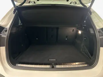 BMW X1 xDrive25e xLine  SHZ  PDC  LED