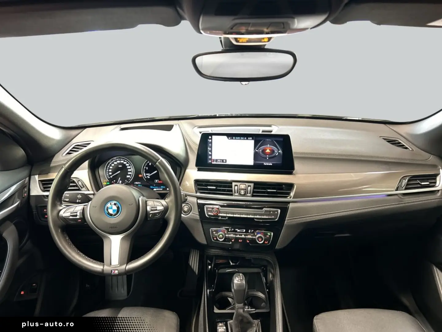 BMW X1 xDrive25e xLine  SHZ  PDC  LED