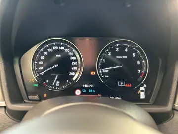 BMW X1 xDrive25e xLine  SHZ  PDC  LED