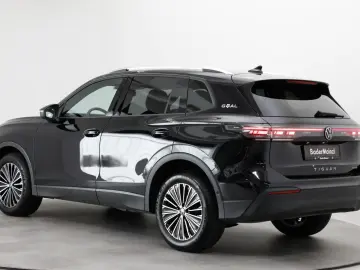 VW Tiguan 2.0 TDI 4M DSG Goal AHK 360  Pano Navi