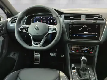 VW Tiguan 2.0 TDI 4M DSG R-Line LEDER NAV SH LED