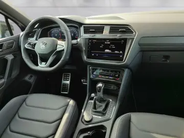 VW Tiguan 2.0 TDI 4M DSG R-Line LEDER NAV SH LED