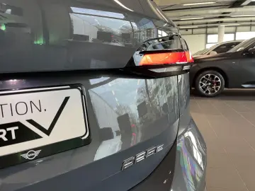 BMW 225e xDrive Active Tourer RFK NAVI Standh. LED S