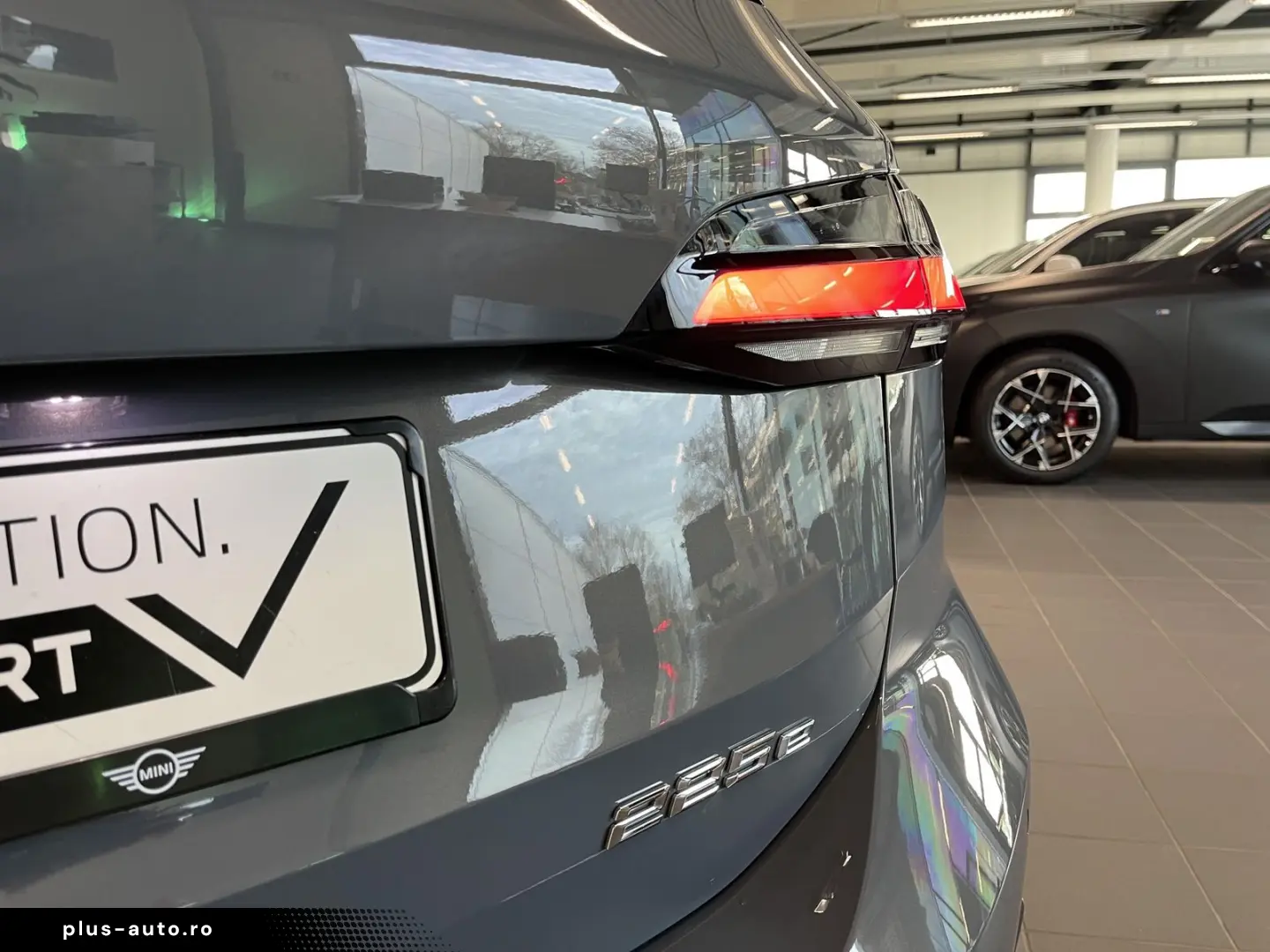 BMW 225e xDrive Active Tourer RFK NAVI Standh. LED S