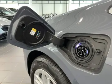 BMW 225e xDrive Active Tourer RFK NAVI Standh. LED S