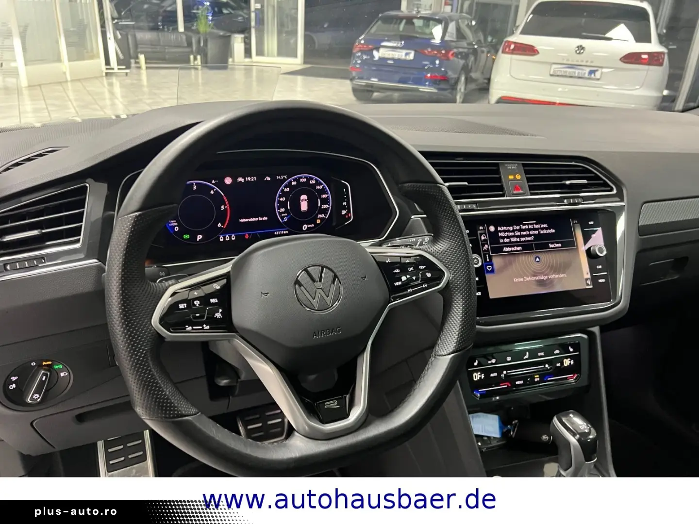 VW Tiguan R-Line 4Motion 4x4 PANO 360Ka AHK HARMAN