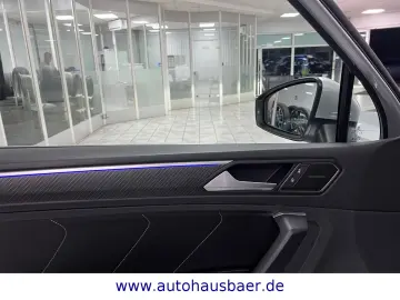 VW Tiguan R-Line 4Motion 4x4 PANO 360Ka AHK HARMAN
