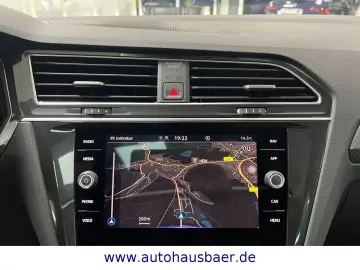VW Tiguan R-Line 4Motion 4x4 PANO 360Ka AHK HARMAN