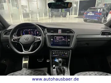 VW Tiguan R-Line 4Motion 4x4 PANO 360Ka AHK HARMAN