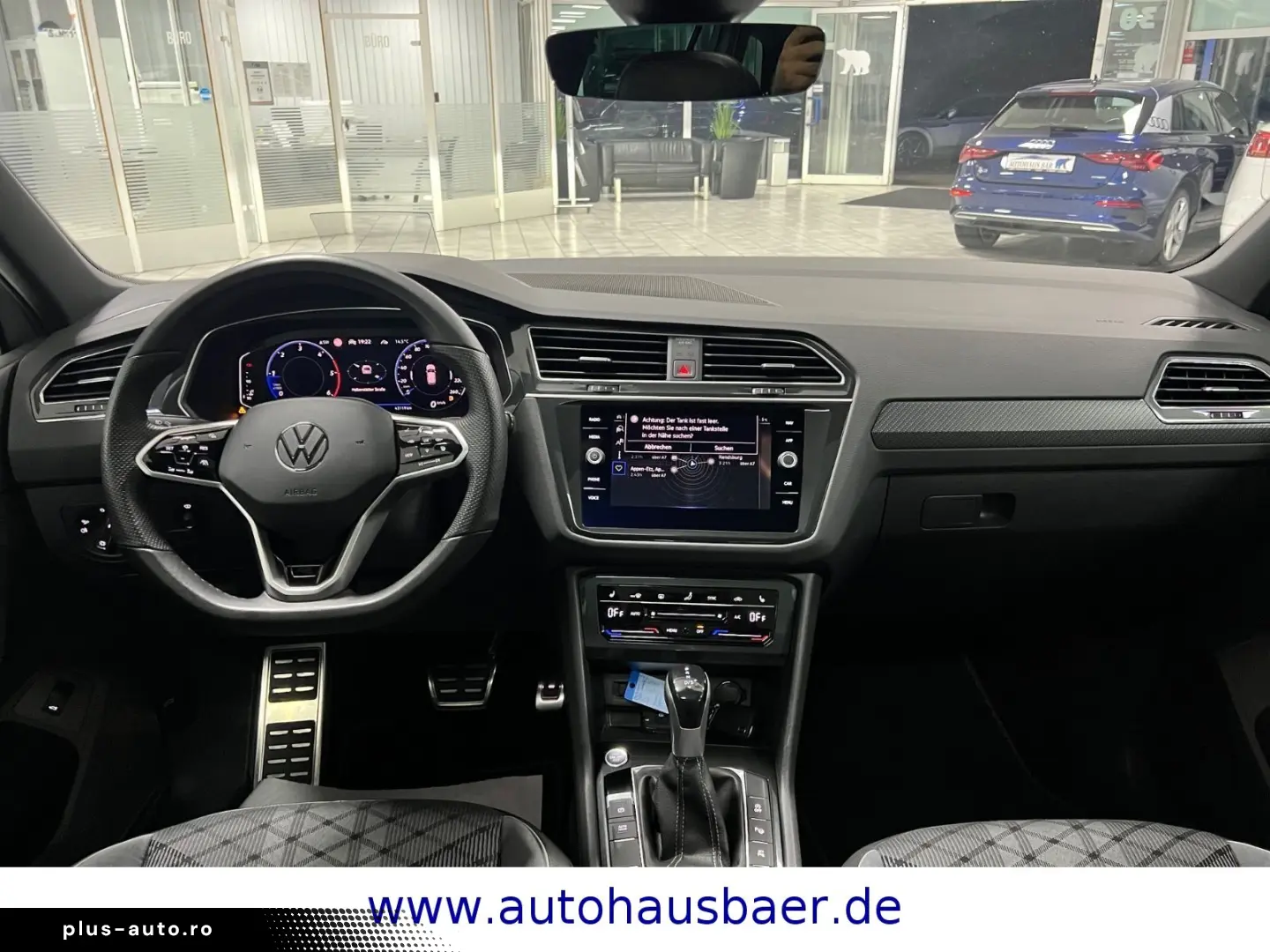 VW Tiguan R-Line 4Motion 4x4 PANO 360Ka AHK HARMAN