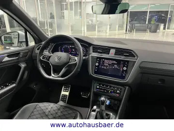 VW Tiguan R-Line 4Motion 4x4 PANO 360Ka AHK HARMAN