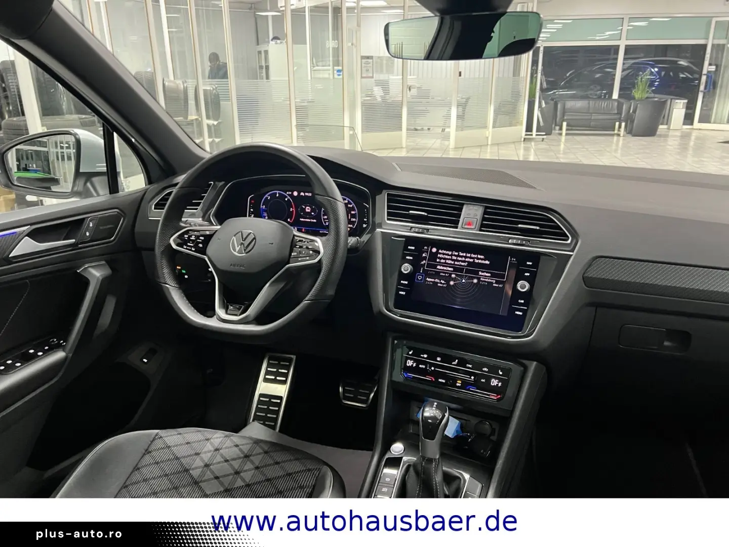 VW Tiguan R-Line 4Motion 4x4 PANO 360Ka AHK HARMAN