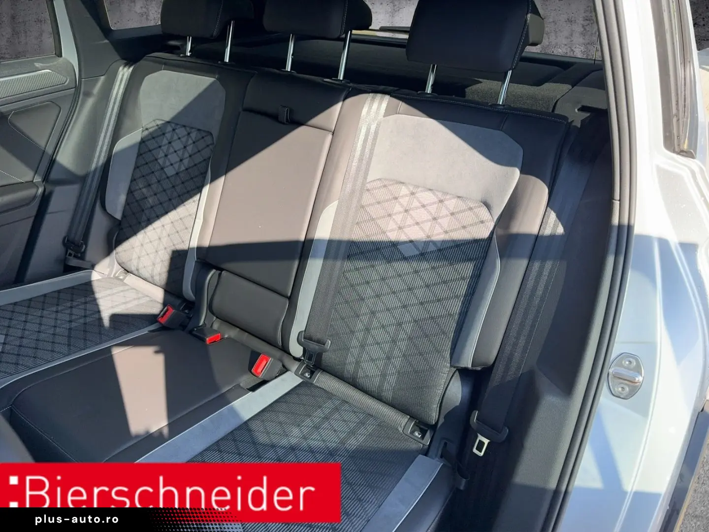 VW Tiguan 2.0 TDI DSG 4Mo. R-Line BLACK-STYLE BLACK