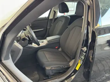 BMW 320e Tour. NaviProf.ParkAss.Klimaaut.Tempo.SHZ.