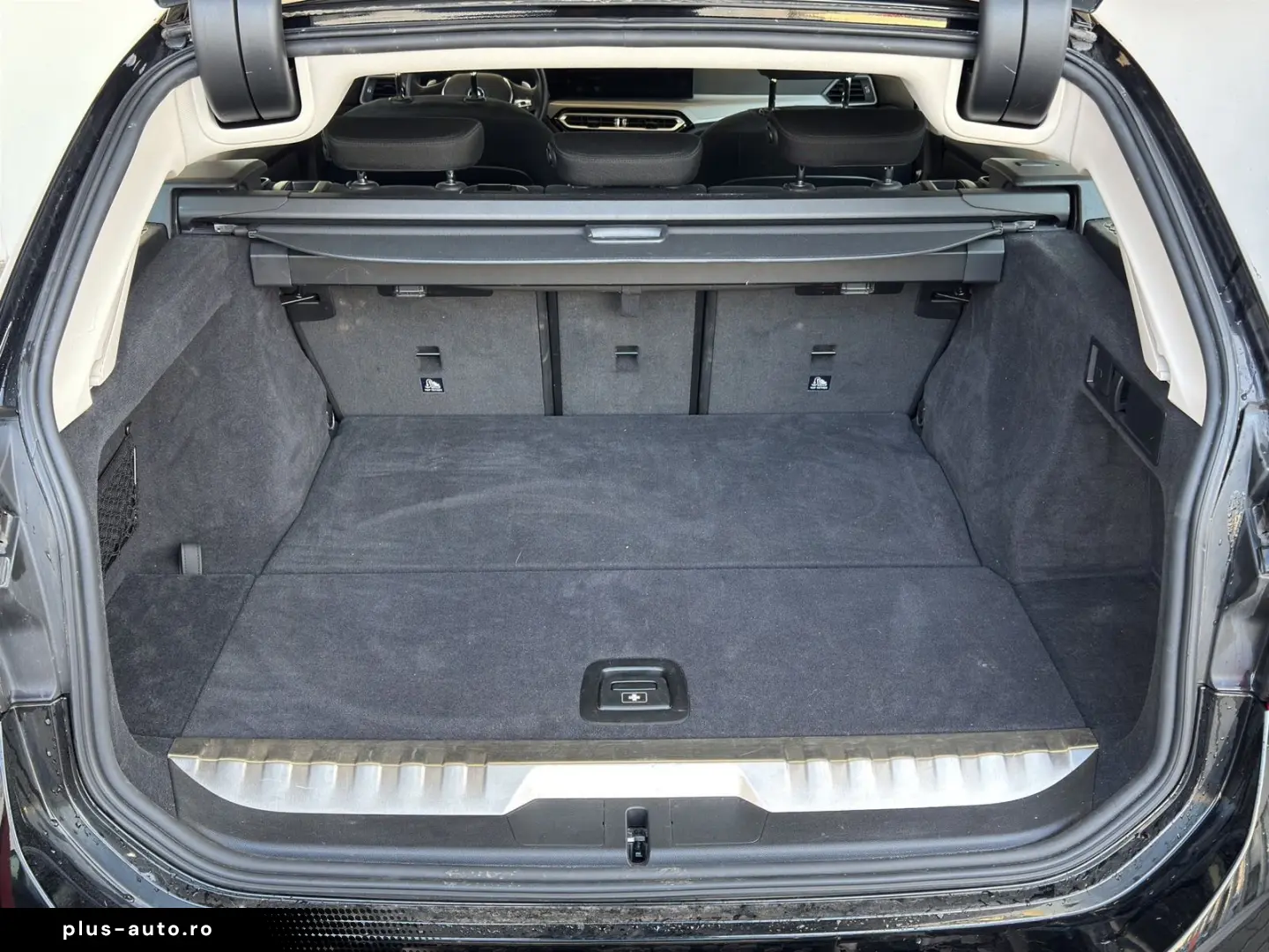 BMW 320e Tour. NaviProf.ParkAss.Klimaaut.Tempo.SHZ.