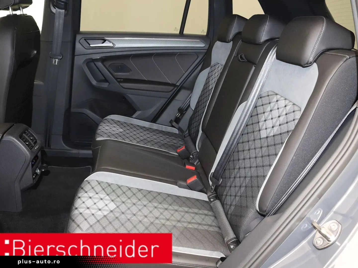 VW Tiguan 2.0 TDI DSG 4Mo. R-Line BLACK-STYLE PANO