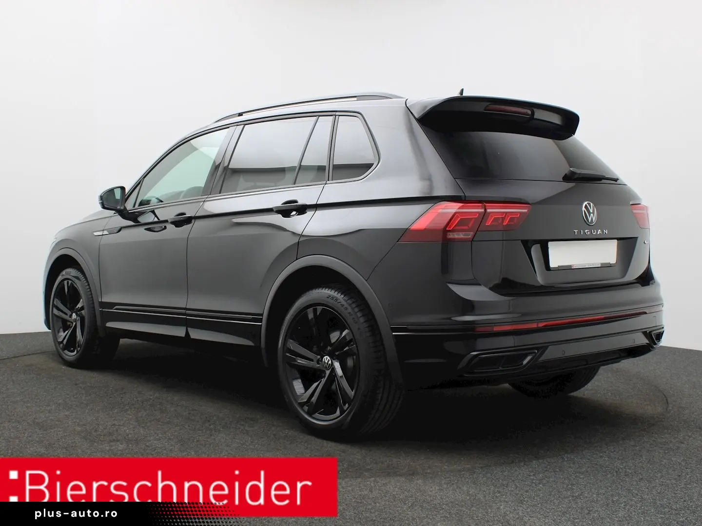 VW Tiguan 2.0 TDI DSG 4Mo. R-Line BLACK-STYLE PANO