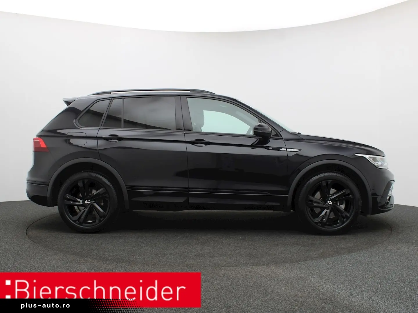 VW Tiguan 2.0 TDI DSG 4Mo. R-Line BLACK-STYLE PANO