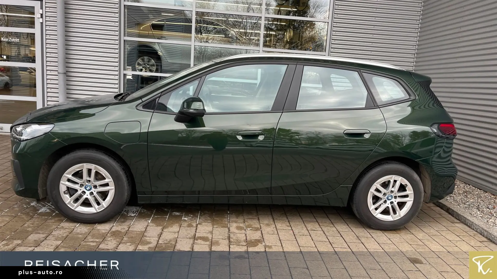 BMW 225e xDrive Active Tourer AHK Tempomat Rüka H&K