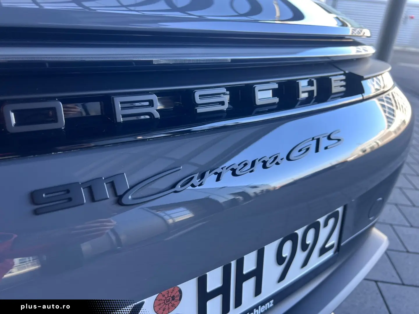 PORSCHE 992.2 T-Hybrid Top Ausstattung  5 Loch Felgen.