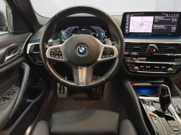 BMW 530e Touring [M Sport  LC Prof  Laser  HUD  RFK]