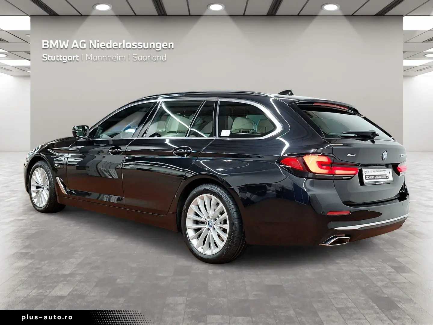 BMW 530e xDrive Touring AHK Harman K Head-Up Laser