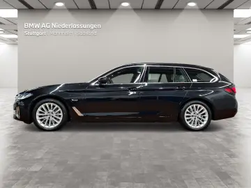 BMW 530e xDrive Touring AHK Harman K Head-Up Laser