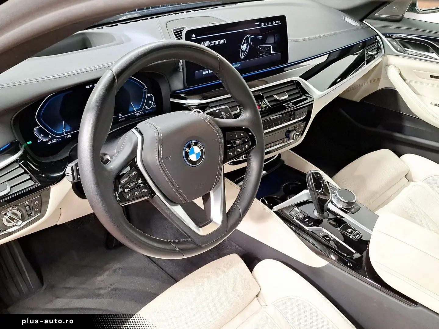 BMW 530e xDrive Touring AHK Harman K Head-Up Laser