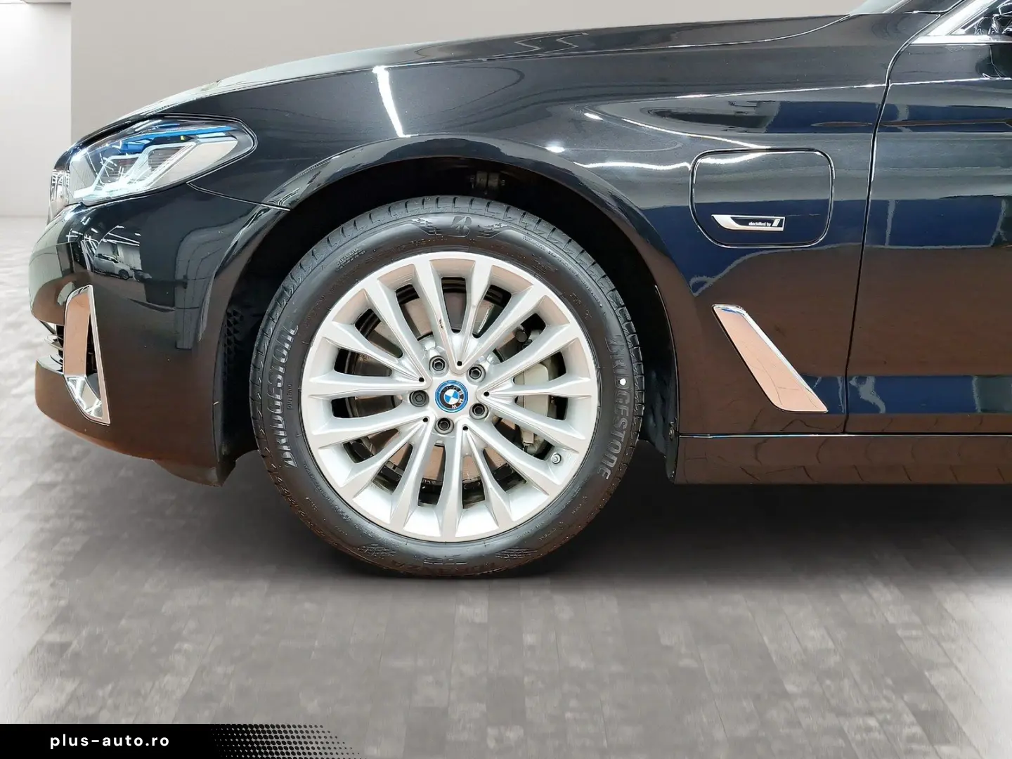 BMW 530e xDrive Touring AHK Harman K Head-Up Laser