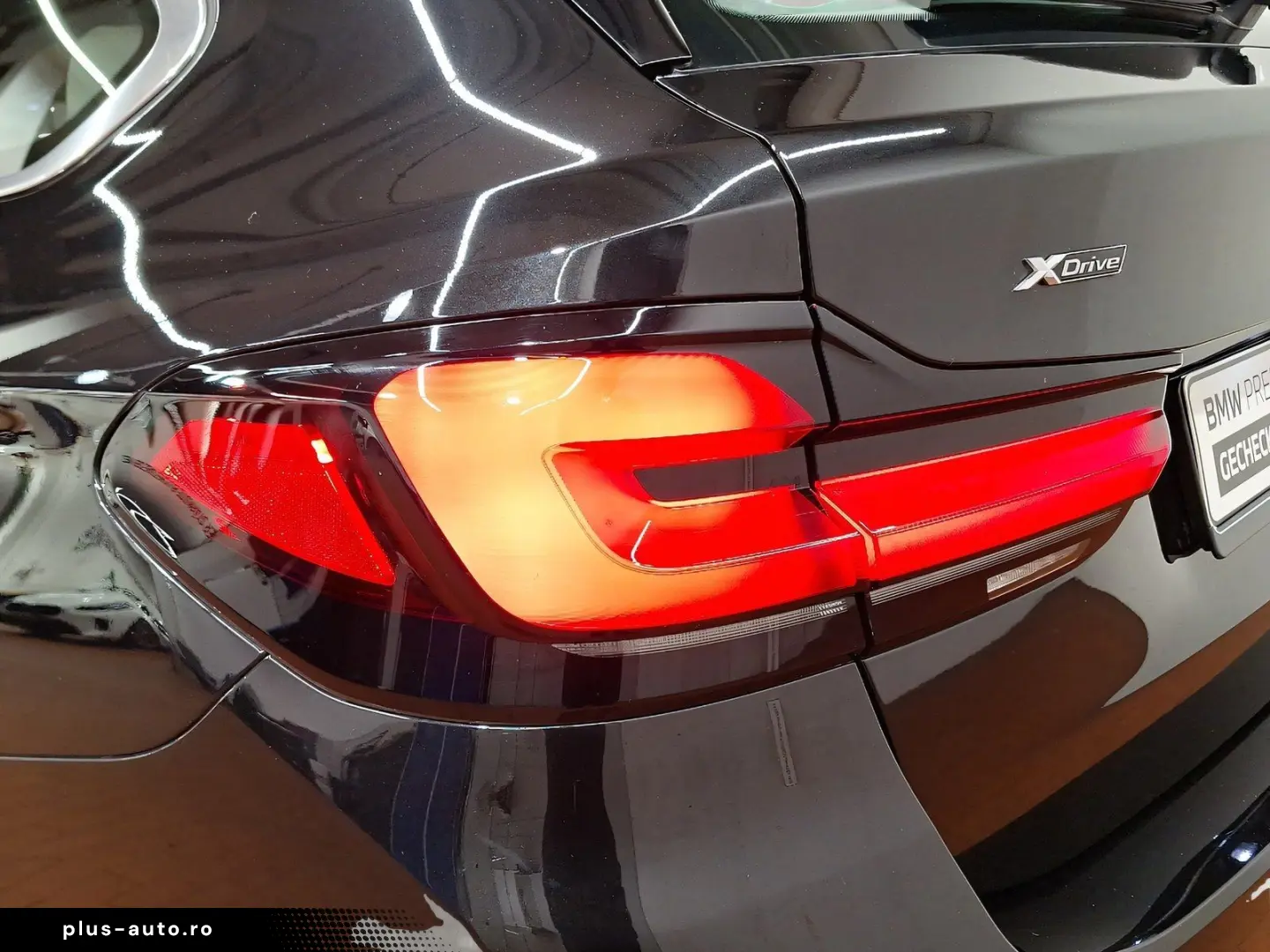 BMW 530e xDrive Touring AHK Harman K Head-Up Laser