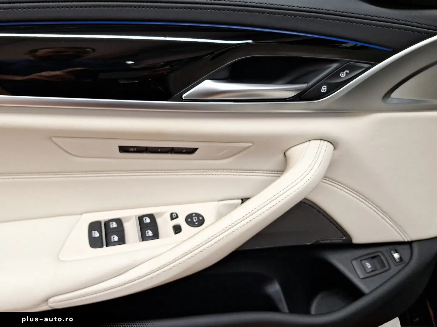 BMW 530e xDrive Touring AHK Harman K Head-Up Laser