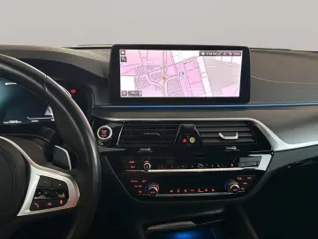 BMW 530e xDrive Touring M Sport LiveCockpitProf