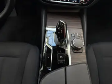 BMW 520 d Mild Hybrid AHK LED HarmanKardon Sitzhzg