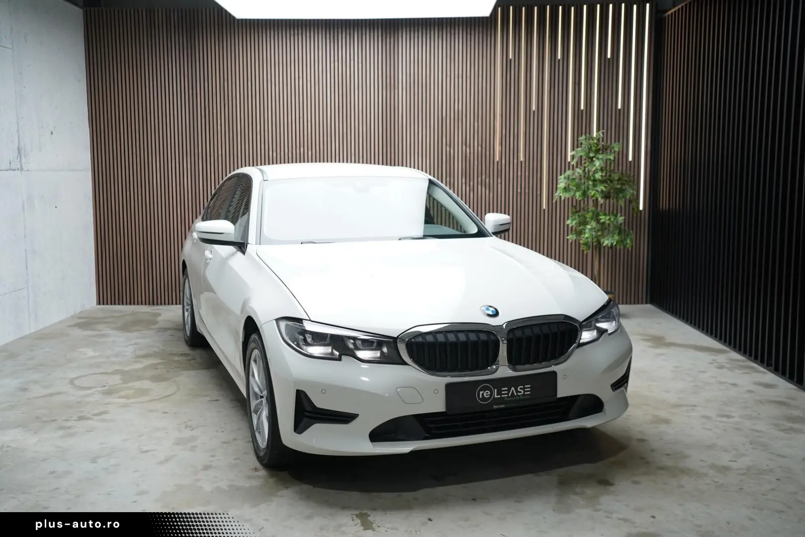 BMW 320i xDrive Advantage   LED   Navi   Hifi   Shz
