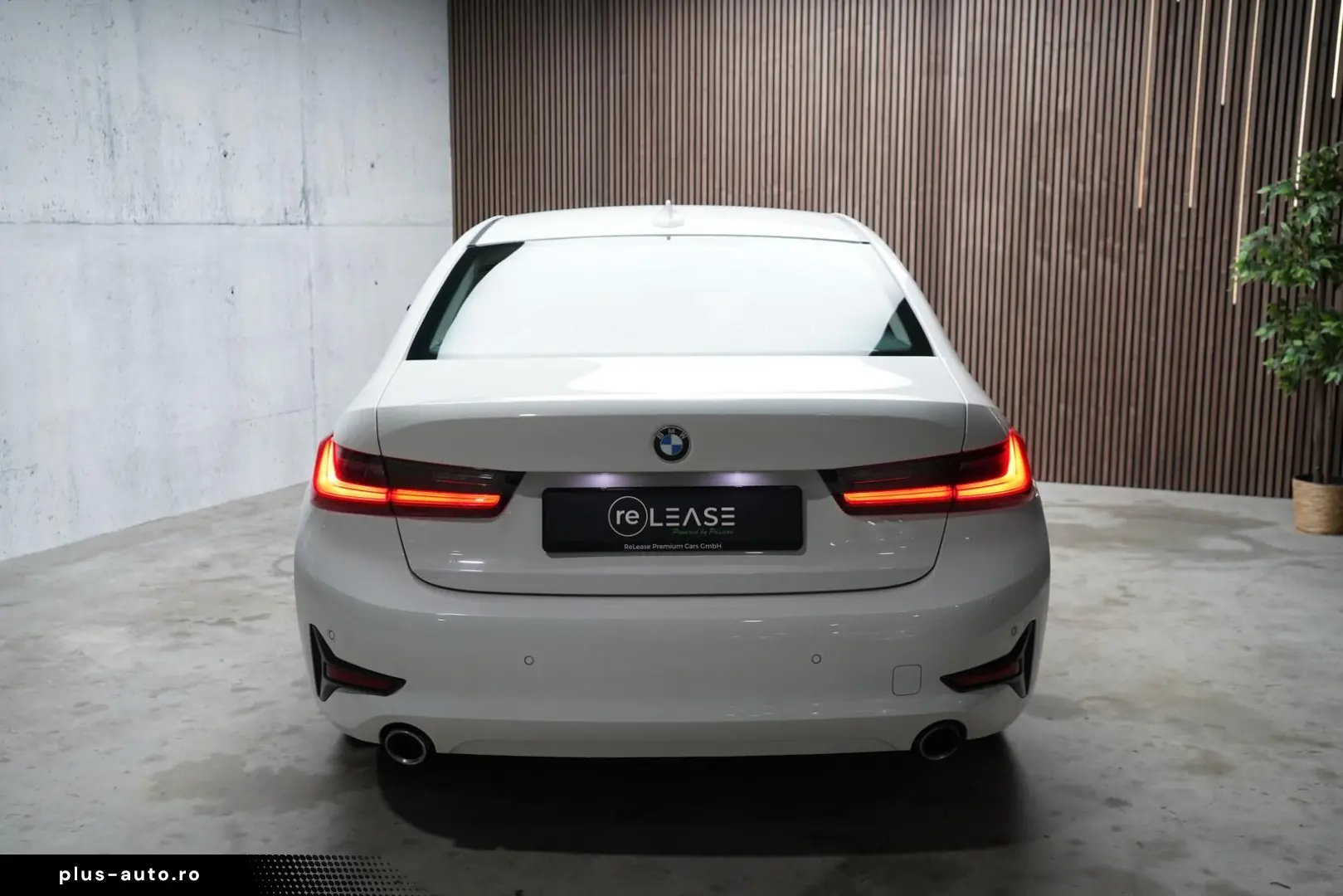 BMW 320i xDrive Advantage   LED   Navi   Hifi   Shz