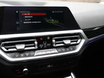 BMW 320i xDrive Advantage   LED   Navi   Hifi   Shz