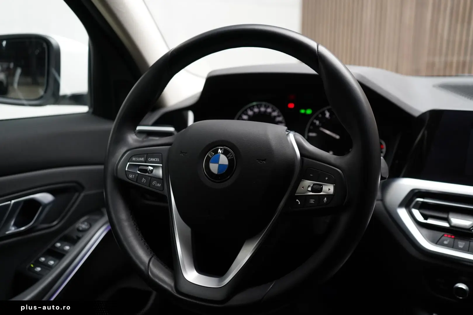 BMW 320i xDrive Advantage   LED   Navi   Hifi   Shz