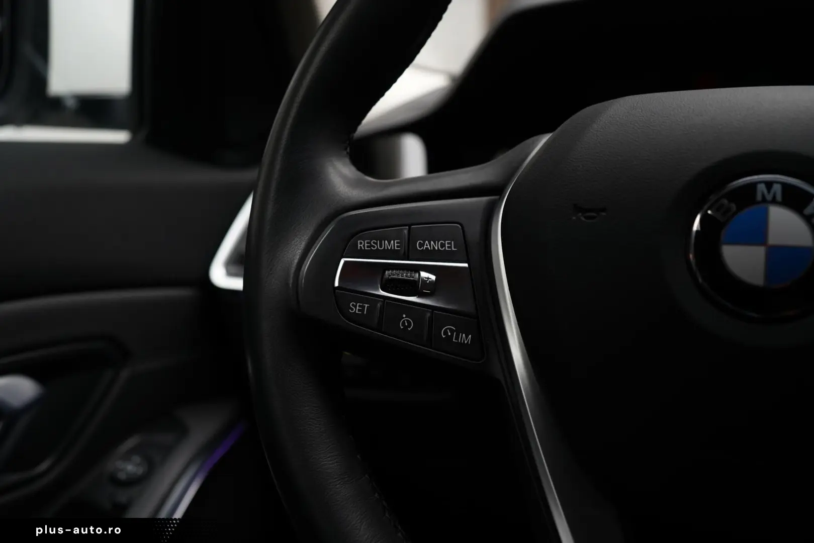 BMW 320i xDrive Advantage   LED   Navi   Hifi   Shz