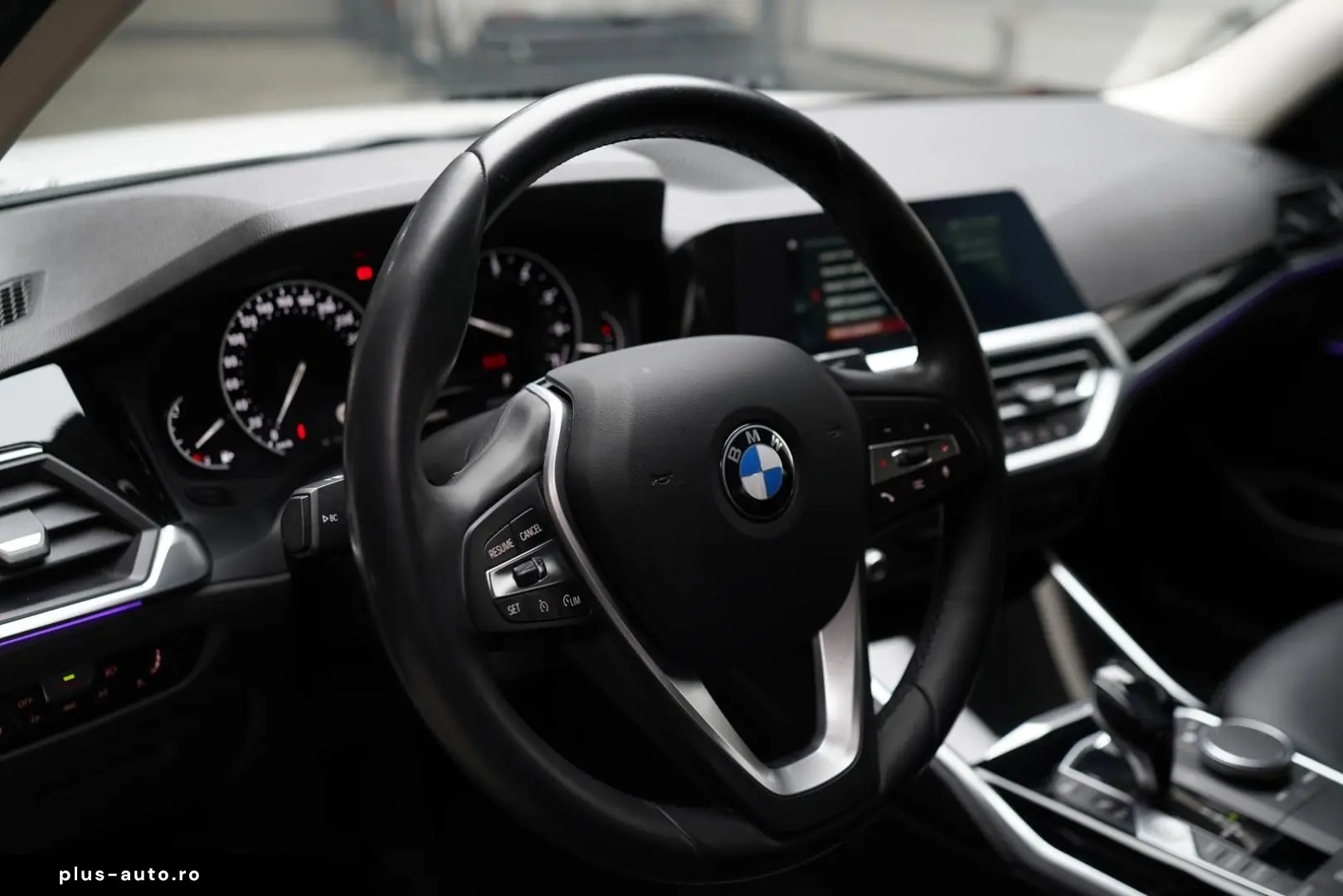 BMW 320i xDrive Advantage   LED   Navi   Hifi   Shz