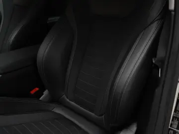 BMW 320i xDrive Advantage   LED   Navi   Hifi   Shz