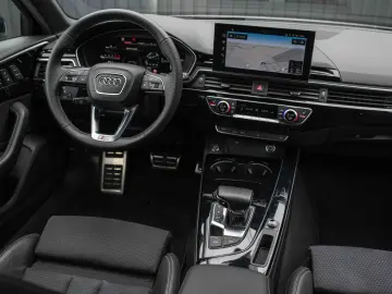 Audi A4 Avant 30 TDI S tronic S line