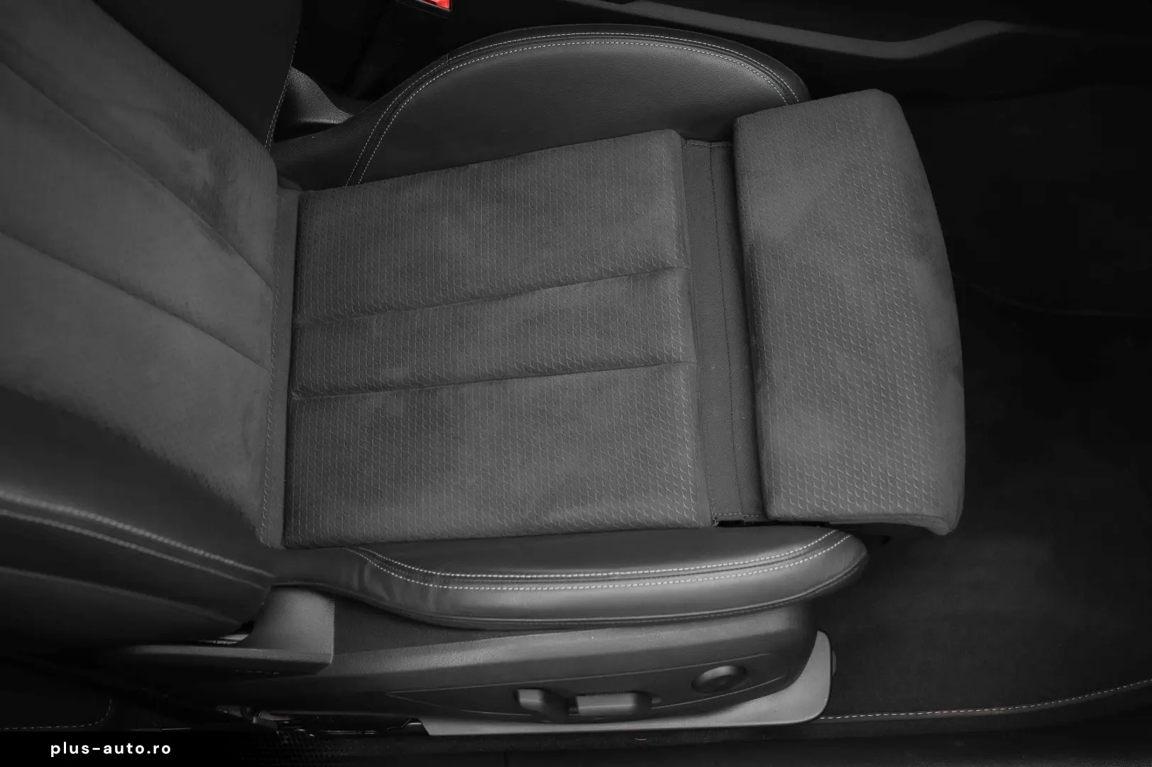 Audi A4 Avant 30 TDI S tronic S line